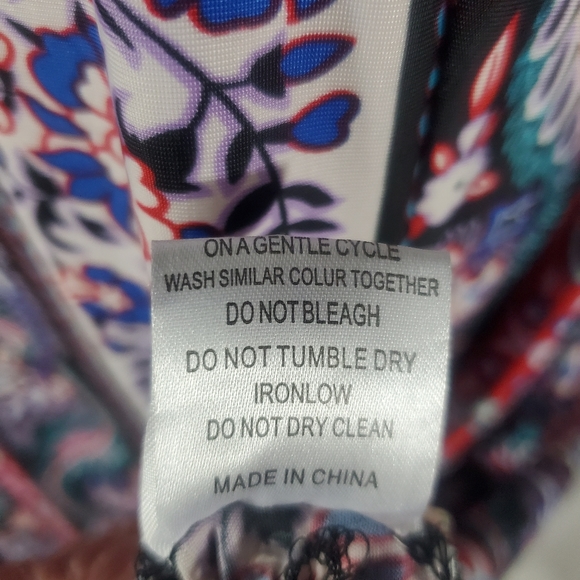 Sleeveless Top Shirt Dress, Assymetrical Hem, Multi Color 3X. - Picture 7 of 8